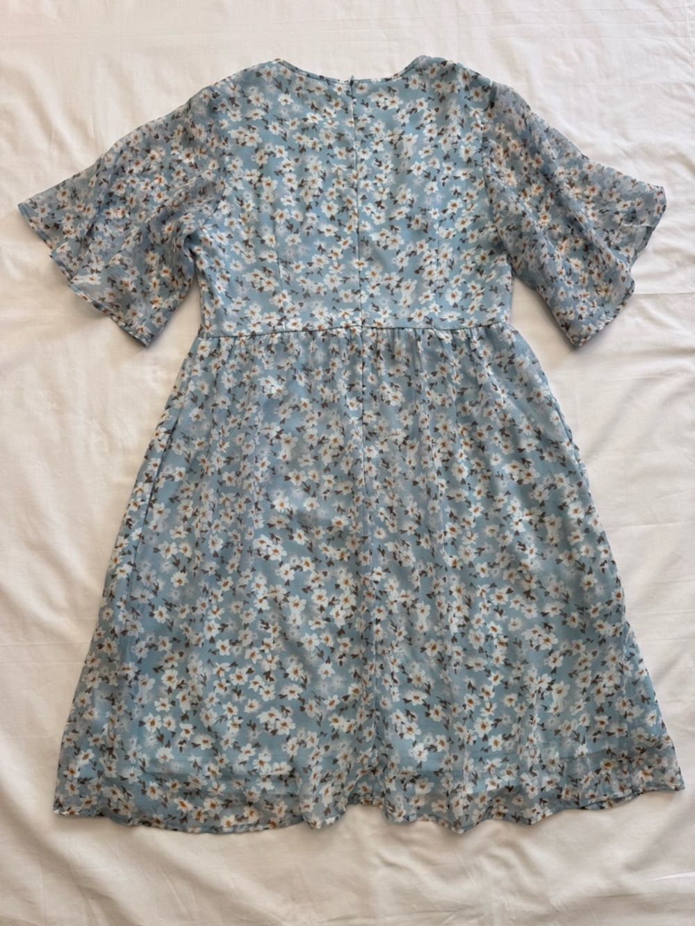 Roolee Light Blue Floral Knee Length Short-Sleeve Dress Cottagecore M - Picture 4 of 4